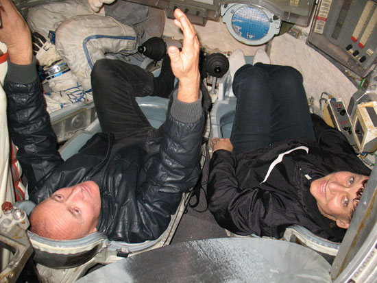 Gotowi, można zacząć odliczanie ...(w statku kosmicznym
         Sojuz).